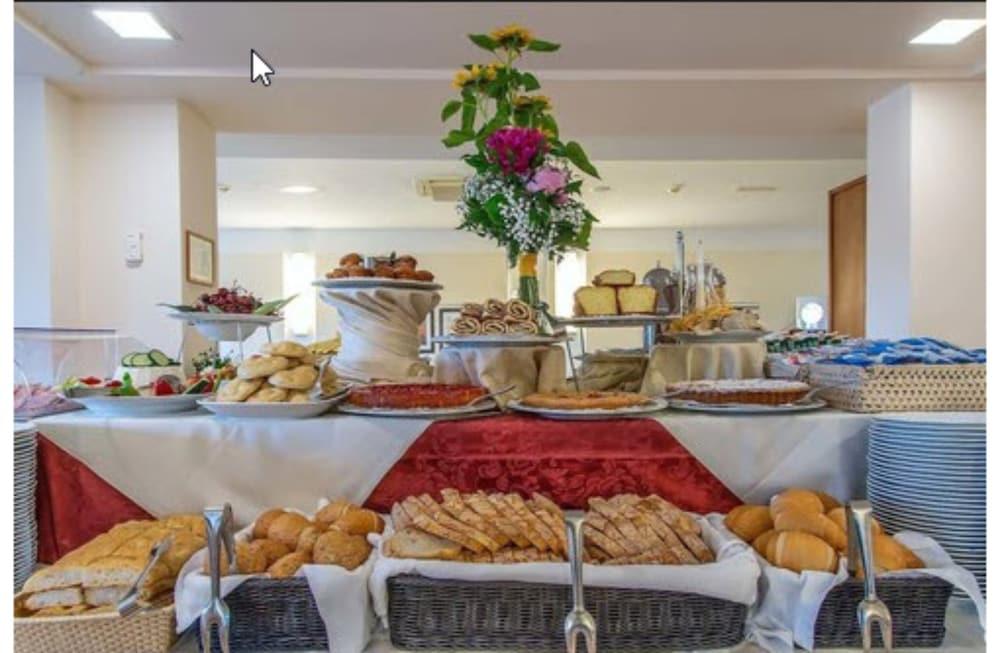 Versilia Palace Hotel 마리아나디피에트라산타 외부 사진