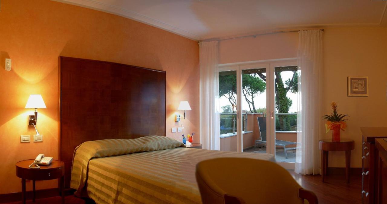 Versilia Palace Hotel 마리아나디피에트라산타 외부 사진