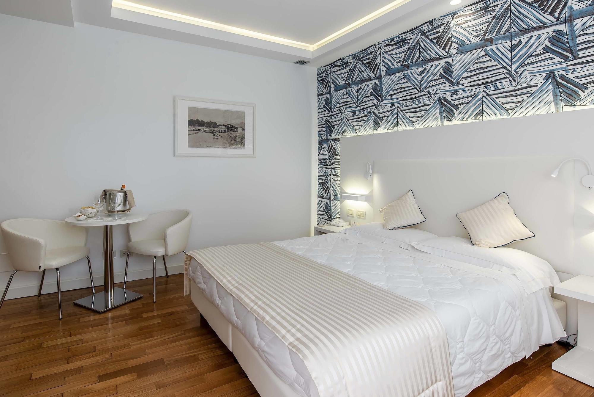 Versilia Palace Hotel 마리아나디피에트라산타 외부 사진