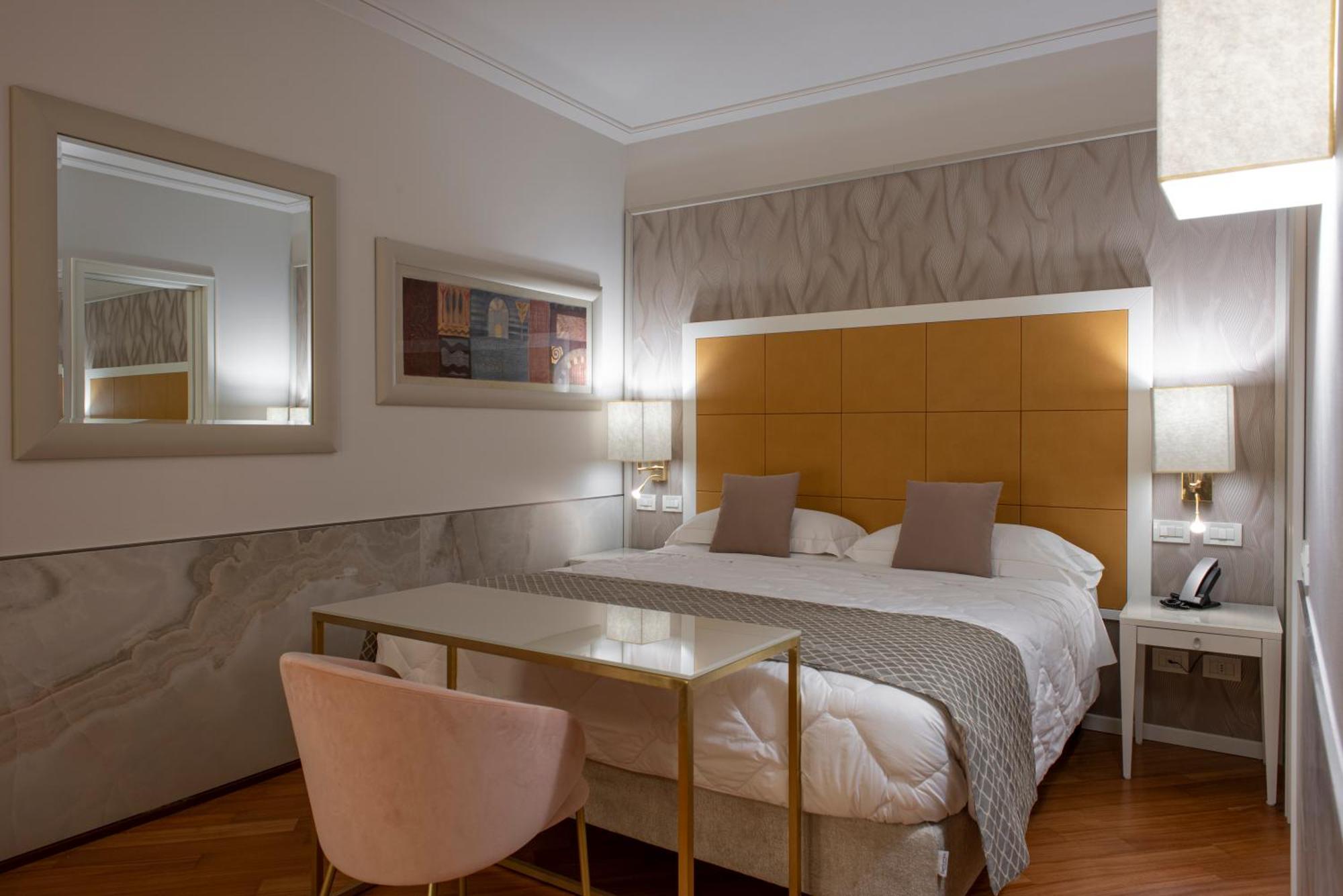 Versilia Palace Hotel 마리아나디피에트라산타 외부 사진